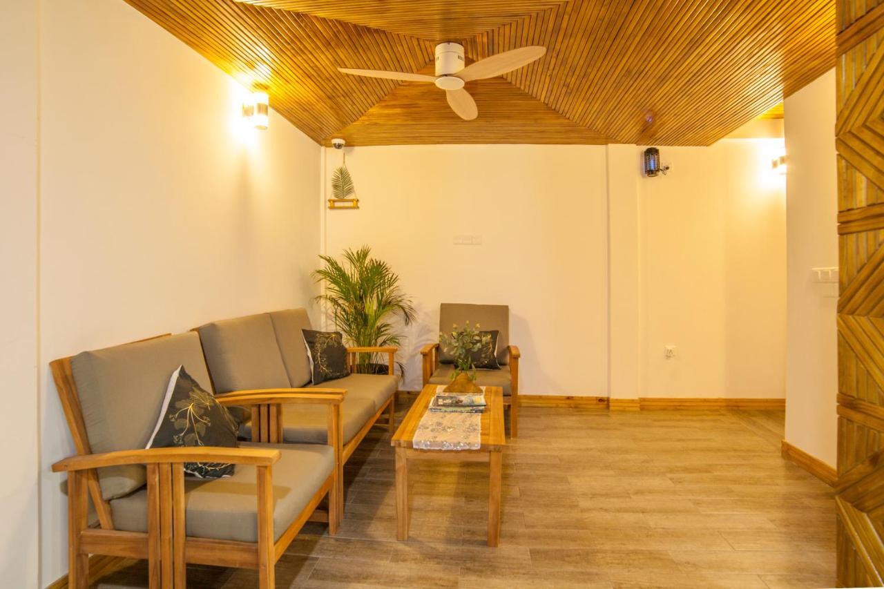Perla Dhangethi Exteriér fotografie